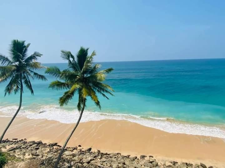 Sevenra Grand Beach Hotel Ambalangoda  Bagian luar foto